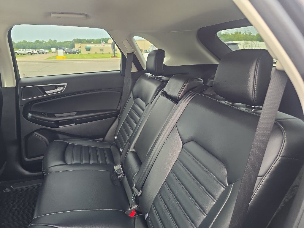 Used 2024 Ford Edge SEL w/ Convenience Package AWD/4WD image 22