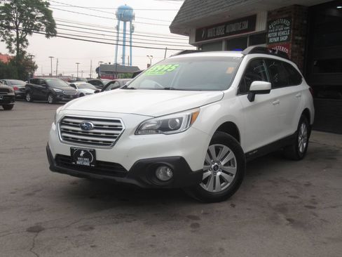 Used 2017 Subaru Outback 2.5i Premium AWD/4WD image 25