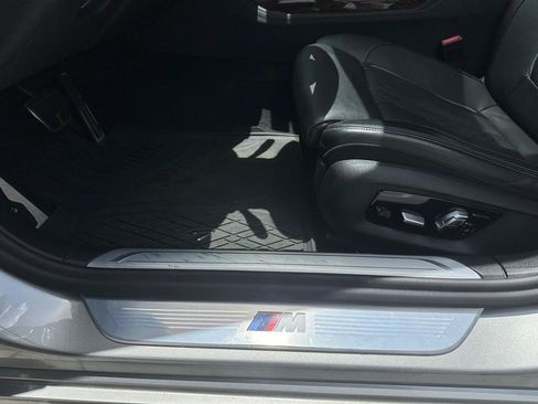 Used 2021 BMW 740i w/ M Sport Package RWD image 12