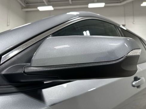 Used 2023 GMC Terrain SLT AWD/4WD image 12