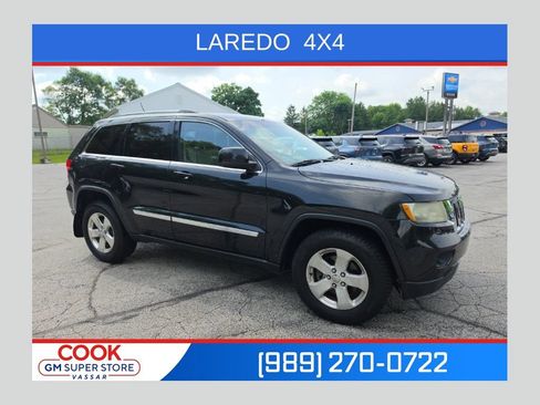 Used 2012 Jeep Grand Cherokee Laredo AWD/4WD image 1