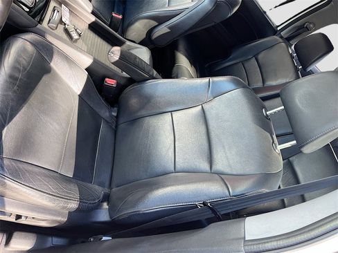 Used 2018 Honda Pilot Touring image 20