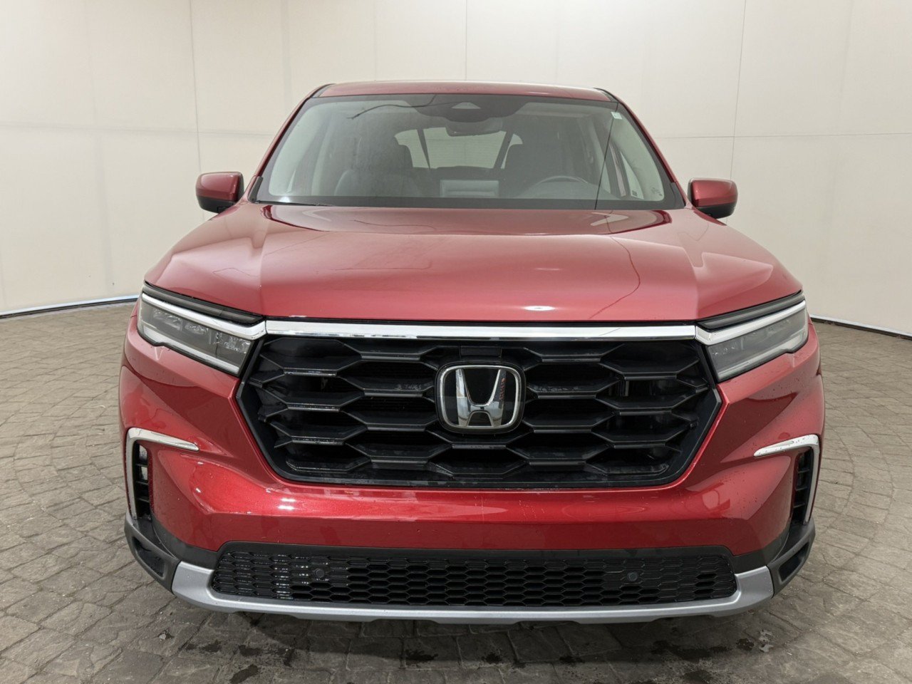 Used 2024 Honda Pilot EX-L image 2