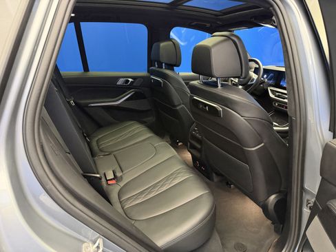 Used 2024 BMW X5 xDrive40i w/ M Sport Package AWD/4WD image 25