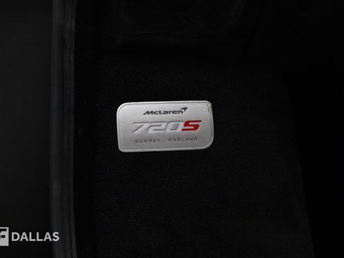 Used 2019 McLaren 720S Performance RWD image 26