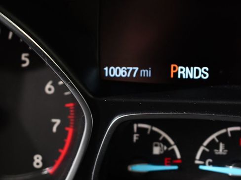 Used 2019 Ford Escape SEL image 26