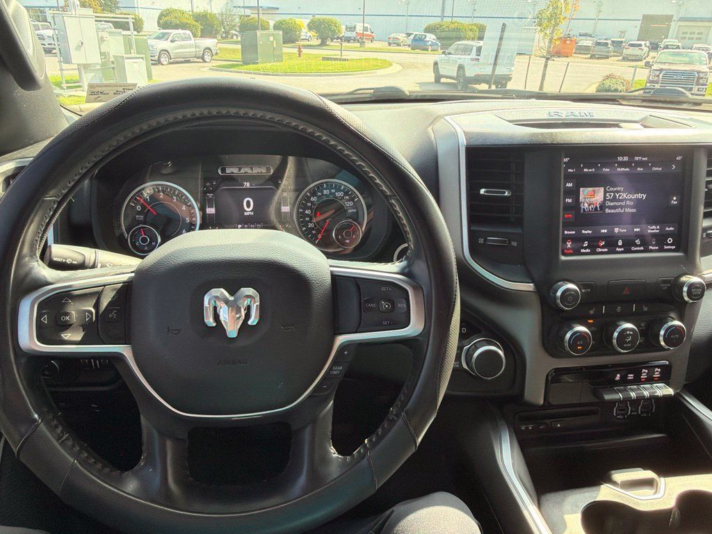 Used 2019 RAM 1500 Big Horn AWD/4WD image 14