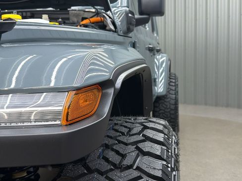 Used 2025 Jeep Wrangler Unlimited Sahara w/ Safety Group image 13