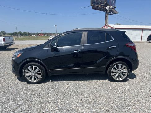 Used 2019 Buick Encore Preferred FWD image 2