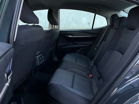 Used 2025 Toyota Camry LE image 10