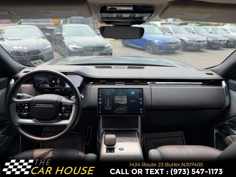 Used 2025 Land Rover Range Rover SE AWD/4WD image 28