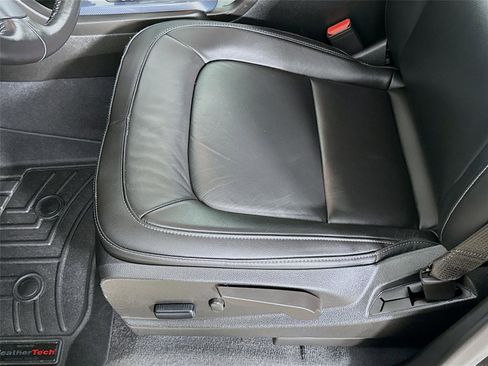 Used 2022 Chevrolet Colorado Z71 image 17