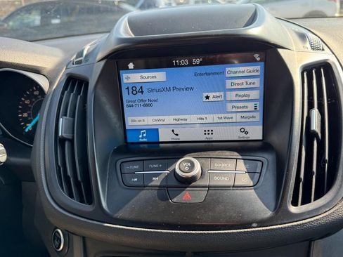 Used 2019 Ford Escape SE image 19