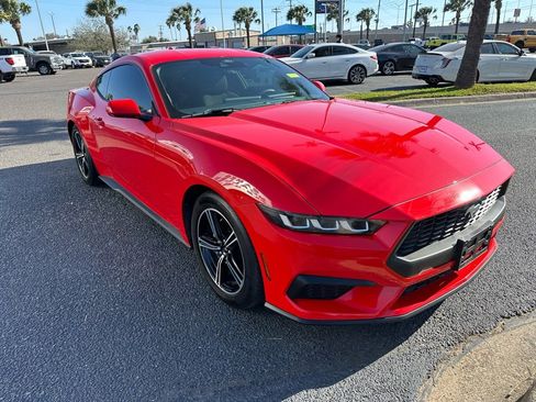 Used 2024 Ford Mustang Coupe image 9