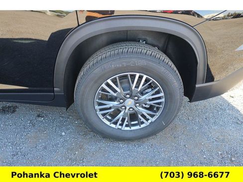 New 2026 Chevrolet Traverse LT w/ Driver Confidence Package image 32