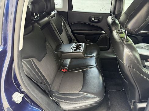 Used 2018 Jeep Compass Latitude w/ Popular Equipment Group AWD/4WD image 23