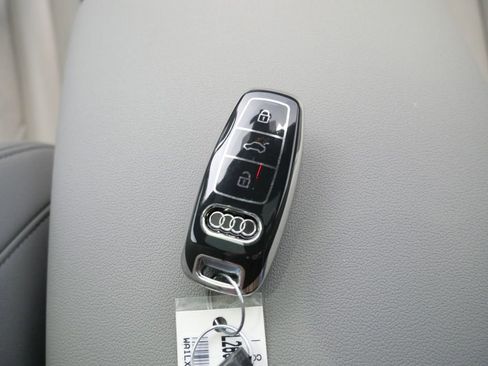 Used 2022 Audi Q7 3.0T Premium Plus w/ Premium Plus Package image 33