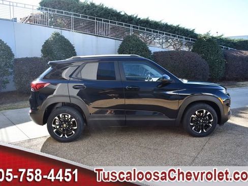 Used 2023 Chevrolet TrailBlazer LT w/ Convenience Package image 11