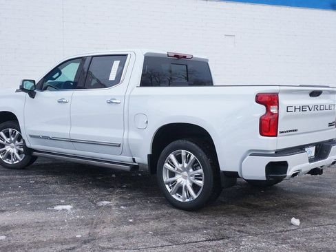 New 2026 Chevrolet Silverado 1500 High Country AWD/4WD image 8
