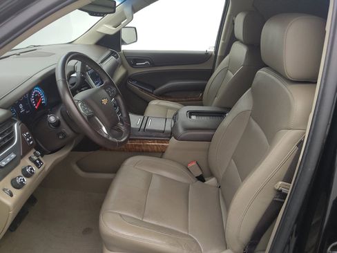 Used 2019 Chevrolet Tahoe Premier AWD/4WD image 17