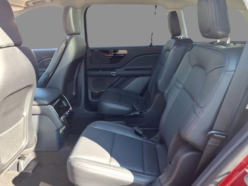 New 2026 Lincoln Aviator AWD image 5
