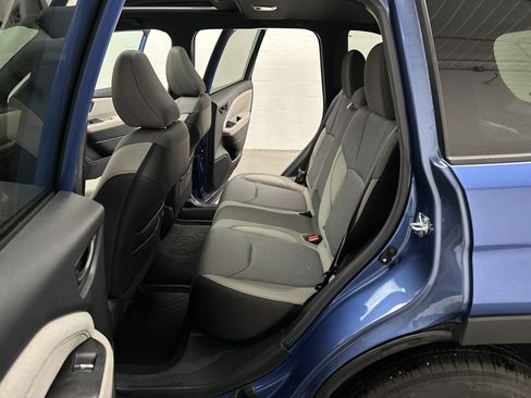 Used 2026 Subaru Forester Premium AWD/4WD image 20