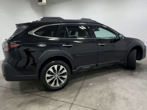 Used 2024 Subaru Outback Touring XT AWD/4WD image 3