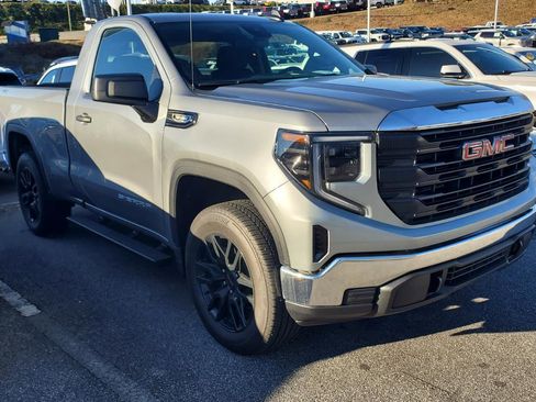 Used 2025 GMC Sierra 1500 Pro w/ Pro Value Package image 3