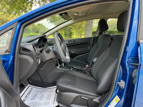 Used 2018 Ford Fiesta SE FWD image 9