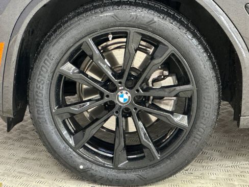 Certified 2024 BMW X4 xDrive30i w/ Premium Package image 11