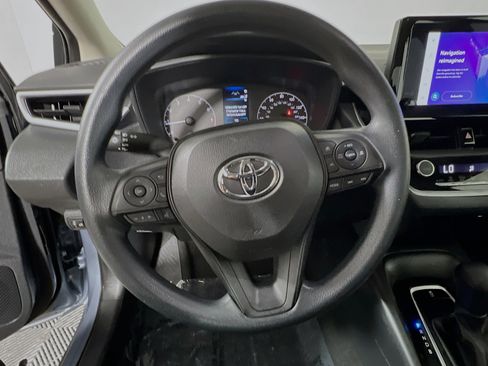Used 2023 Toyota Corolla LE w/ LE Convenience Package image 18