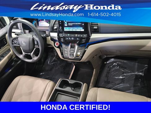 Used 2023 Honda Odyssey Touring image 11