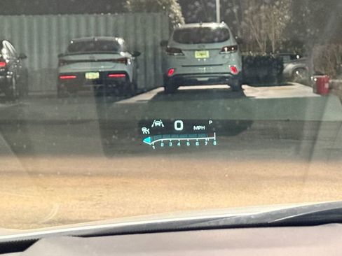 Used 2022 Buick Enclave Avenir w/ Avenir Technology Package image 31