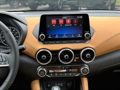 New 2025 Nissan Sentra SV w/ SV Premium Package image 13