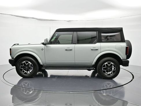 Certified 2024 Ford Bronco Outer Banks image 8