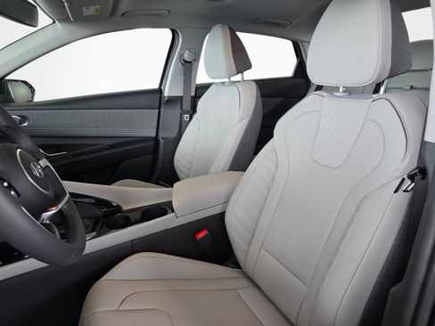 New 2026 Hyundai Elantra Limited FWD image 19