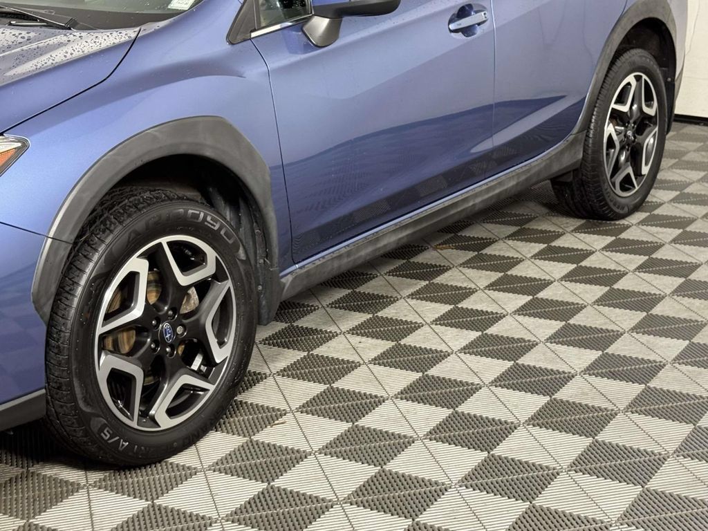 Used 2020 Subaru Crosstrek 2.0i Limited w/ Moonroof Package w/Navigation AWD/4WD image 13