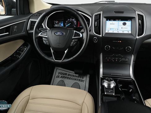 Used 2019 Ford Edge SEL w/ Equipment Group 201A image 8