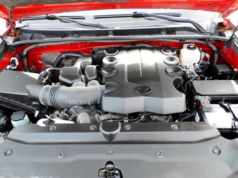 Used 2021 Toyota 4Runner SR5 image 27