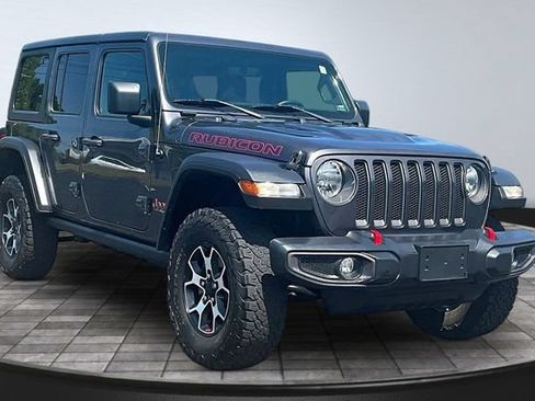 Used 2022 Jeep Wrangler Unlimited Rubicon AWD/4WD image 3