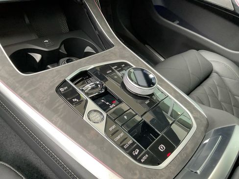 Certified 2025 BMW X5 xDrive40i w/ Executive Package image 20