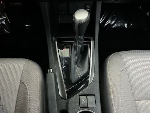 Used 2016 Toyota Corolla FWD image 36