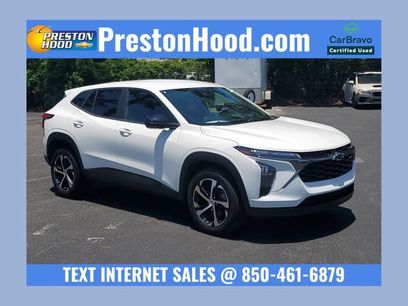 Certified 2025 Chevrolet Trax RS w/ Driver Confidence Package