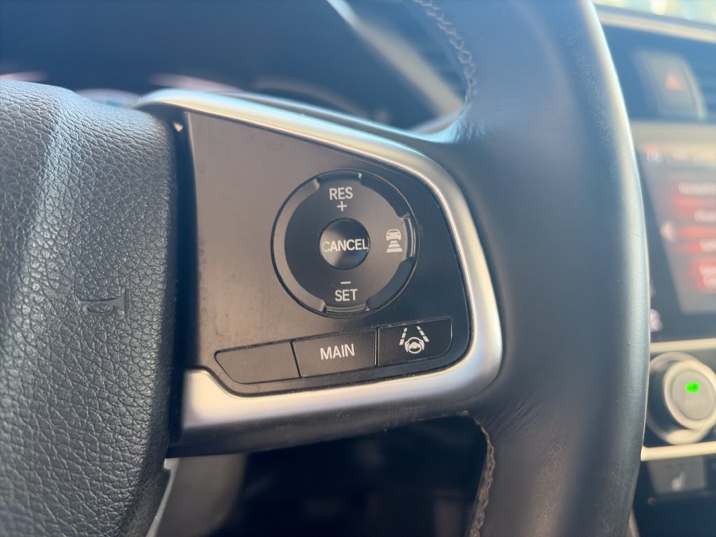 Used 2016 Honda Civic Touring image 17