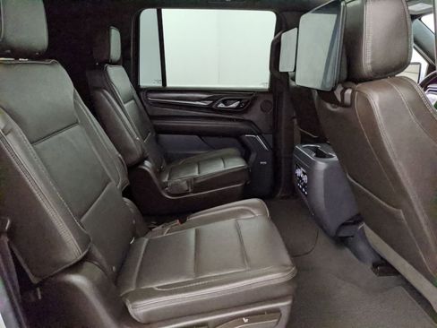 Used 2021 GMC Yukon XL Denali w/ LPO, Illumination Package image 28