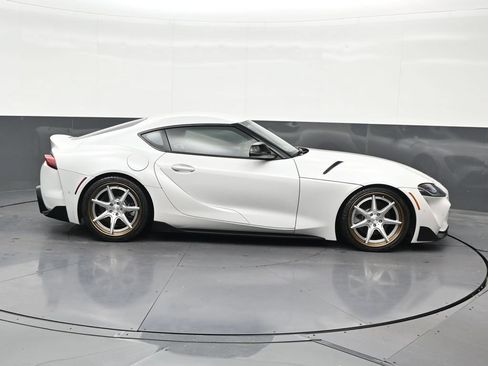 Used 2021 Toyota Supra w/ Safety & Technology Package RWD image 7