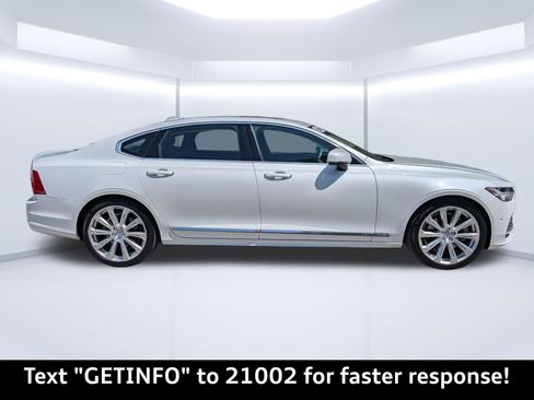 Used 2019 Volvo S90 T8 Inscription w/ Advanced Package image 2