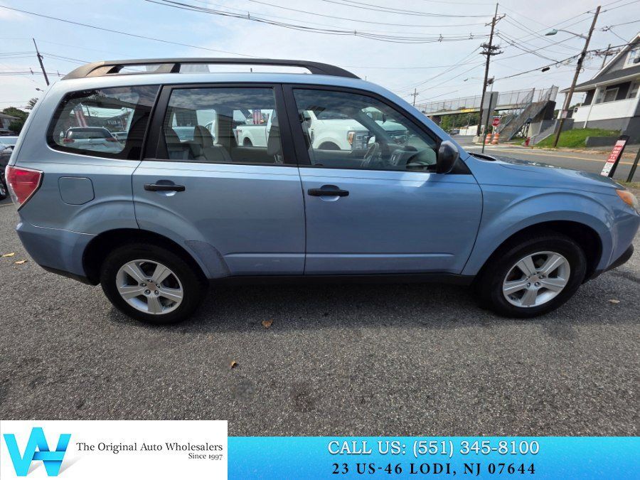 Used 2011 Subaru Forester 2.5X AWD/4WD image 10