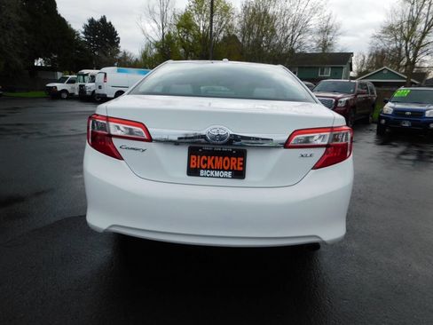 Used 2012 Toyota Camry XLE w/ Leather Pkg FWD image 22