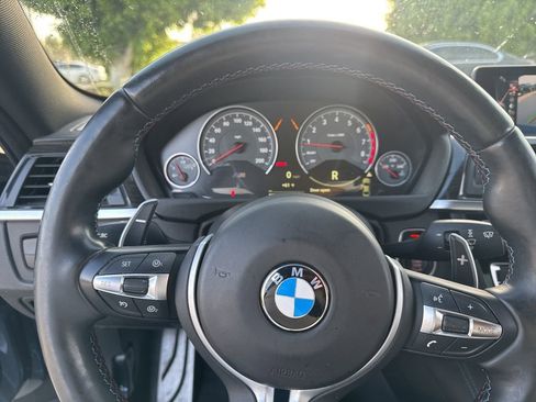 Used 2015 BMW M4 Coupe image 19